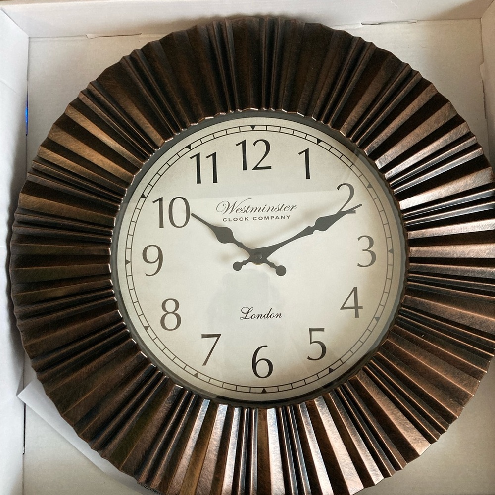 NIB Elegant Cooper Colored Framed Design London Clock